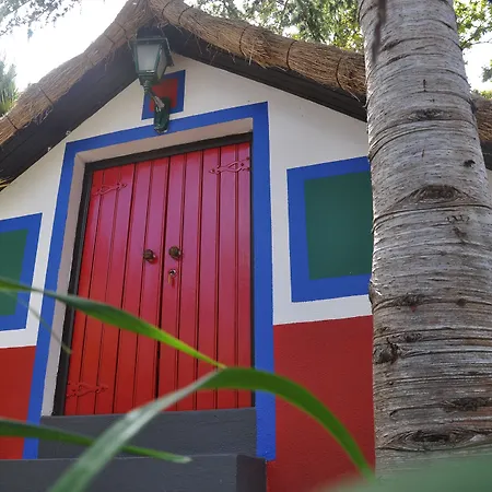 Do Pomar - Self Check-in