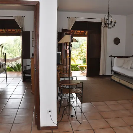 Do Pomar - Self Check-in 4* Santana