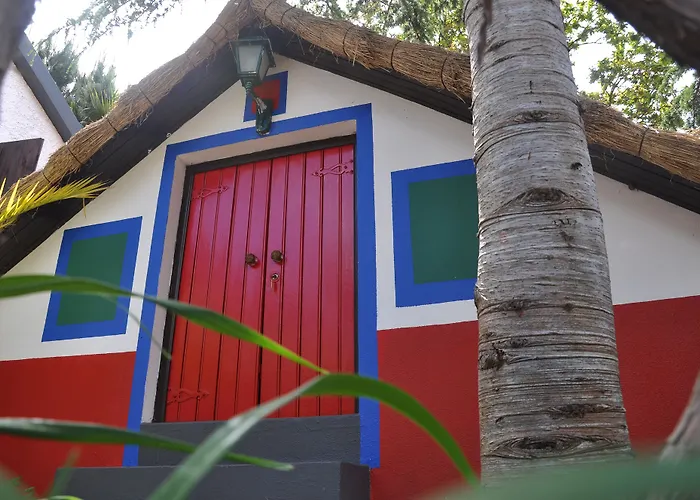 Do Pomar - Self Check-in