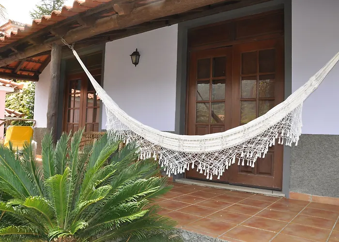 Do Pomar - Self Check-in